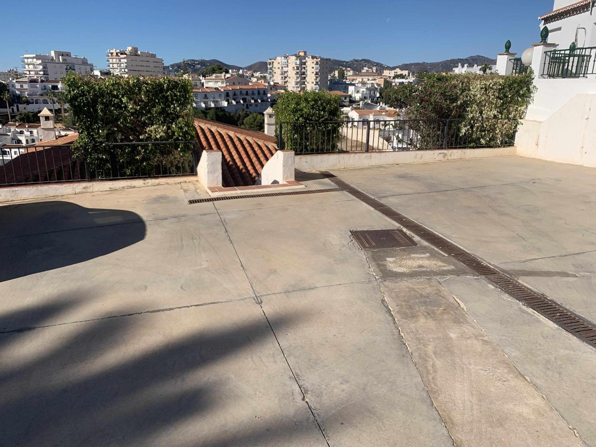 Vila Casa Kaluel Adosado Blanco Nerja Exteriér fotografie